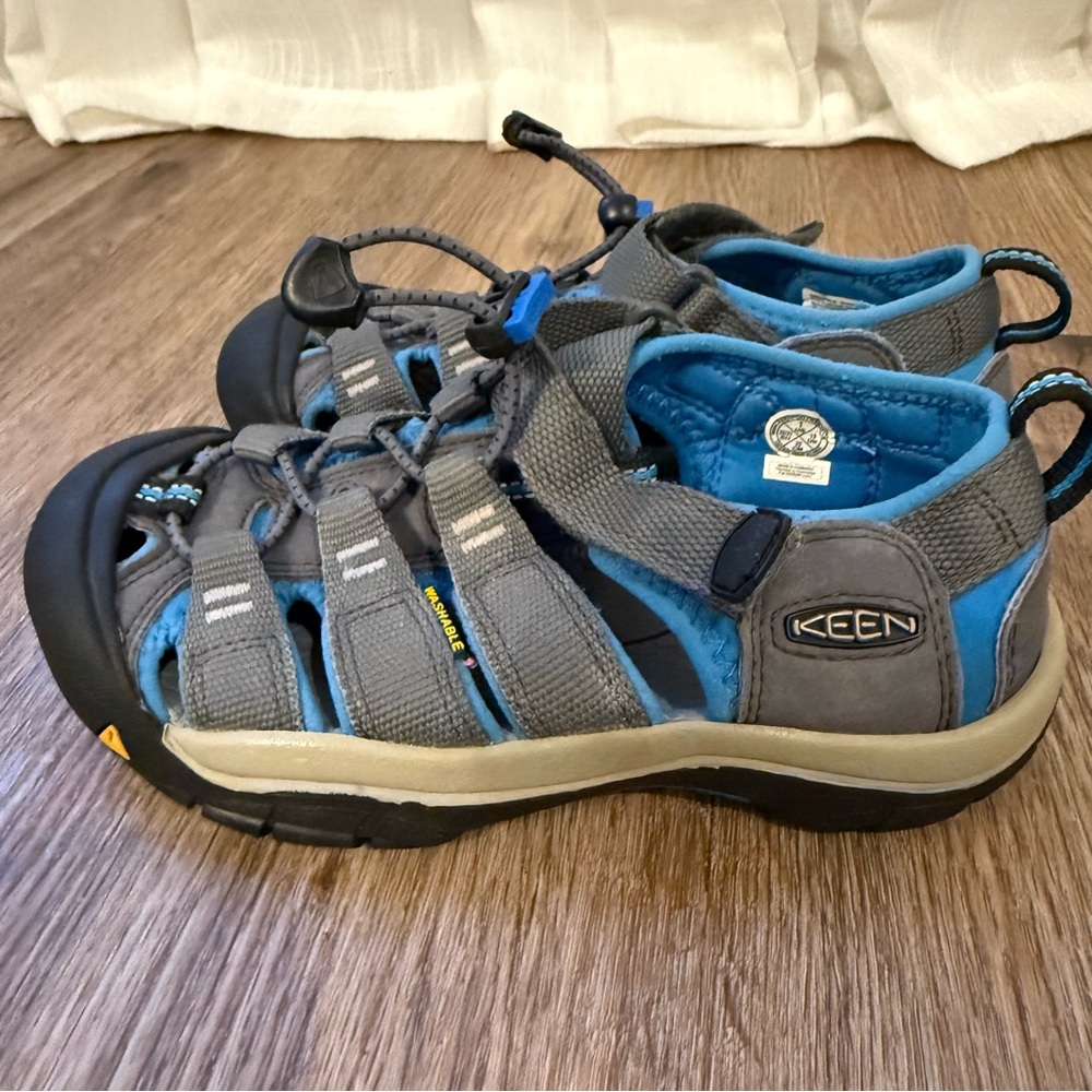 Keen Sandals Newport H2 Brilliant Blue Youth Size 1 Outdoor Waterproof Comfort - Picture 4 of 8
